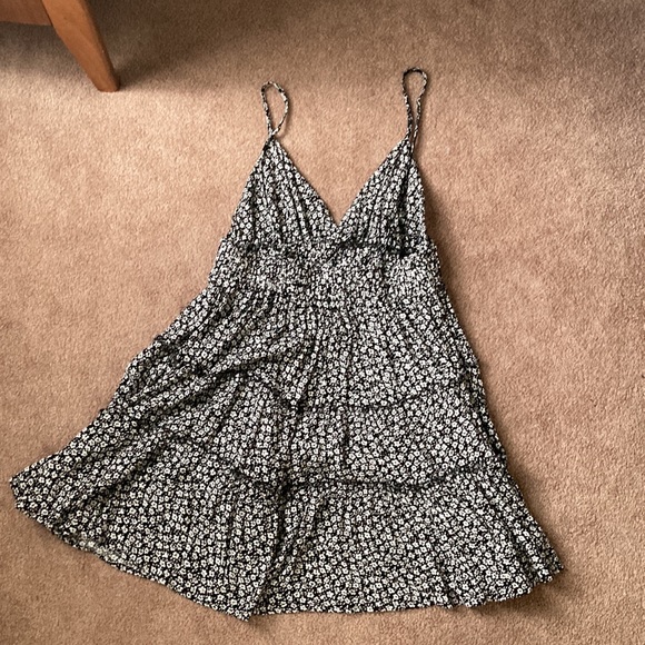 Cotton candy la- Backless multi tiered dress - Picture 5 of 6